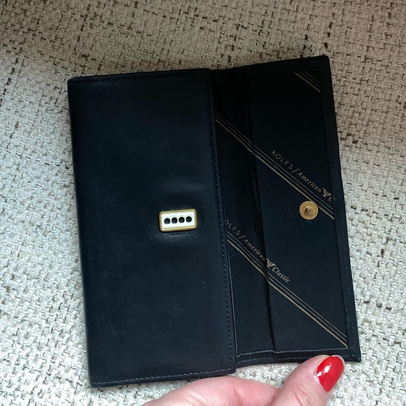 VTG Rolfs Black Leather Floral Wallet - Picture 3 of 12